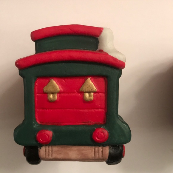 3Piece Porcelain Train Set - Picture 11 of 15